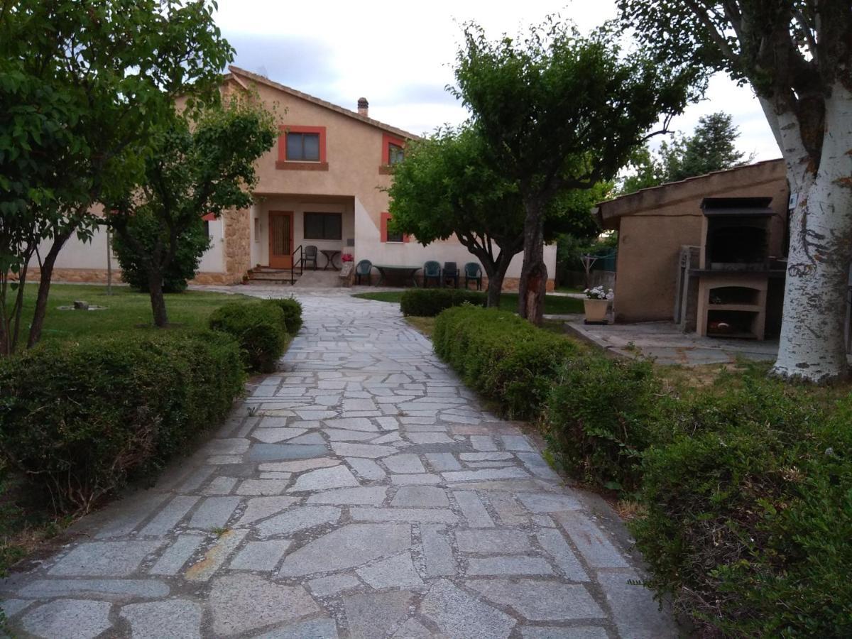 Casa Rural Las Tuyas En Segovia Паласуэлос-де-Эресма Экстерьер фото
